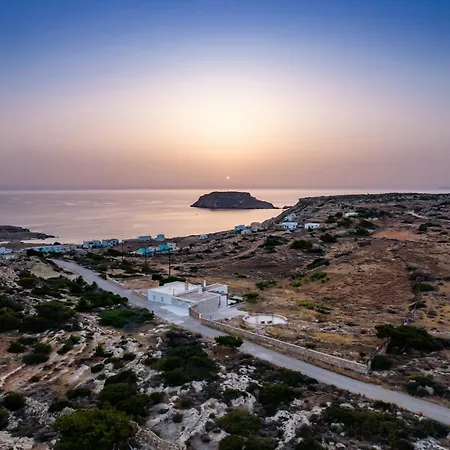 Дом отдыха Sea La Vue Лефкос-Карпату